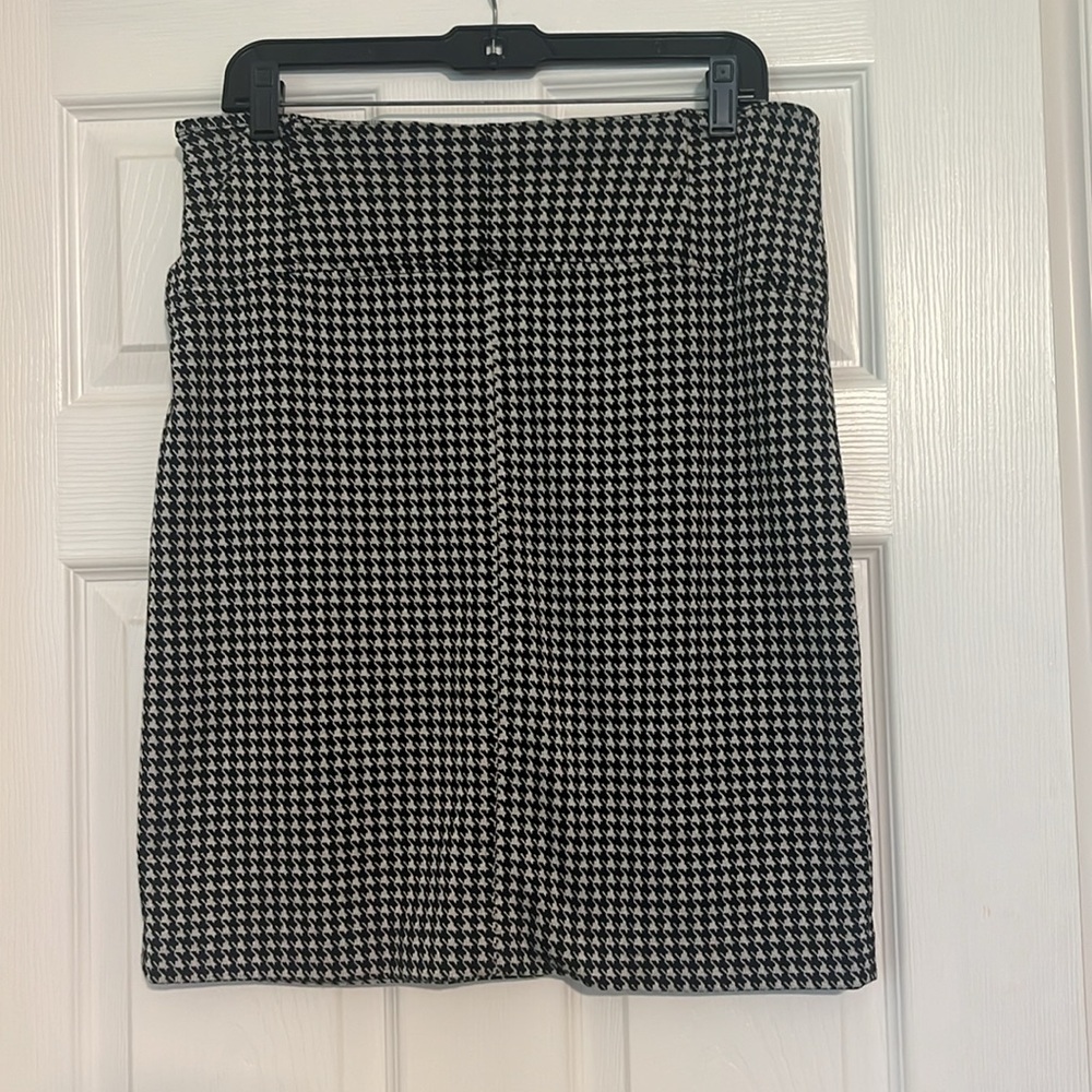 NY&C Houndstooth Skirt